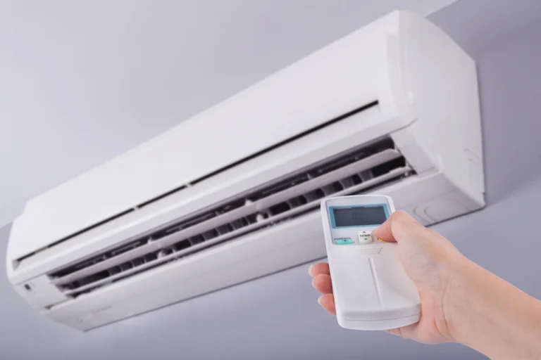 Comparing-Air-Con-Installation1